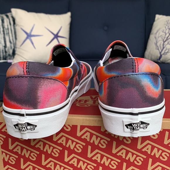 VANS CLASSIC SLIP ON DARK AURA MULTI/TRUE WHITE WM - Picture 15 of 16